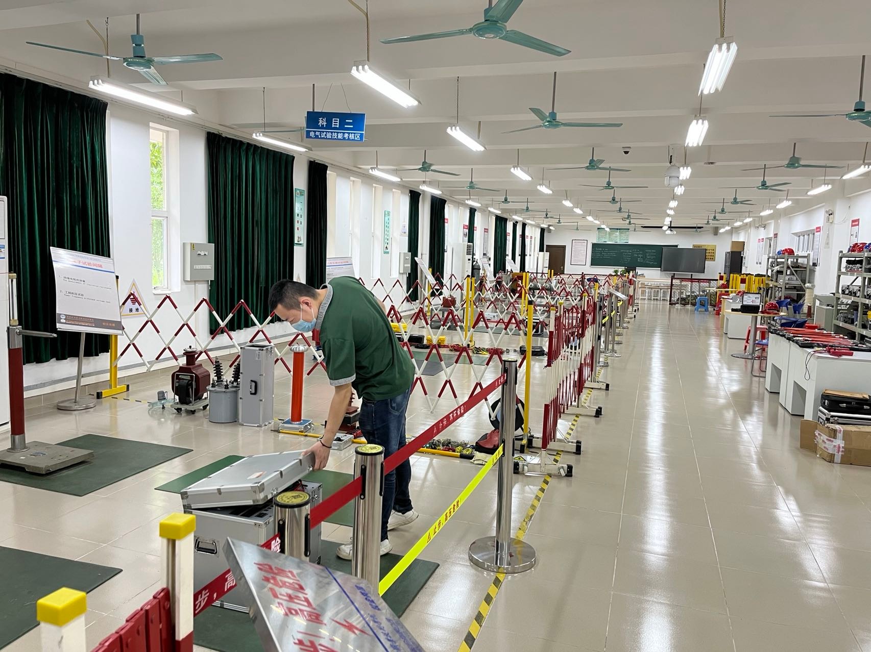 ​    ​广东水利电力职业技术学院实训室设备、软件及系统建设项目